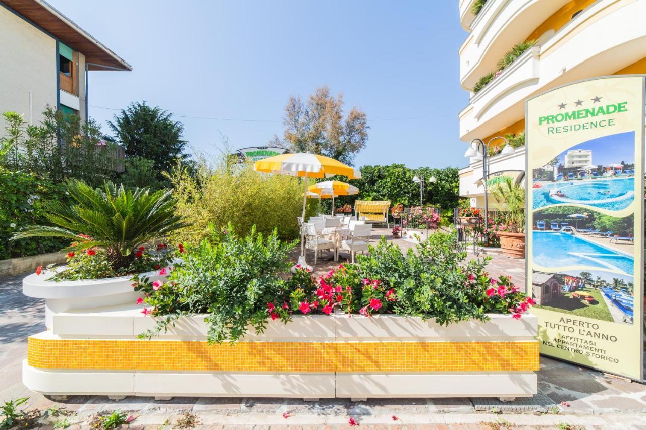 Residence Promenade Cattolica Esterno foto
